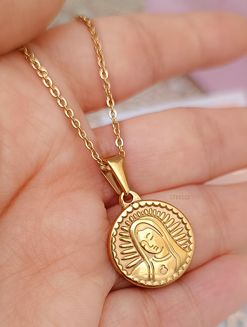 Collar Top Virgen de Guadalupe Acero Quirúrgico Baño Oro 18k