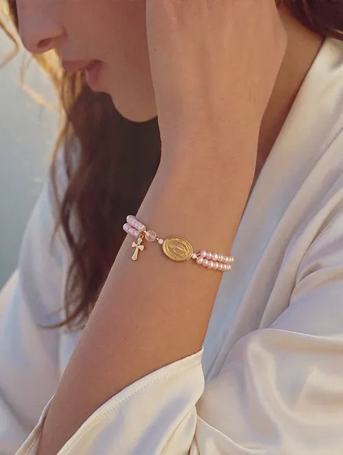 Pulsera Denario Handmade con Mostacillas Checas y Dijes de Acero Inox Baño Dorado | Steelo Joyas
